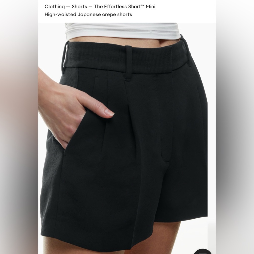 Aritzia -  Effortless Mini Trouser Shorts Size 16